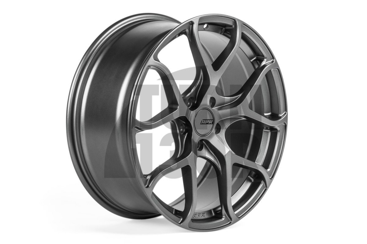 A01 Flow Formed Wheel 19 x 8.5 ET45 Gunmetal, Black or Silver APR